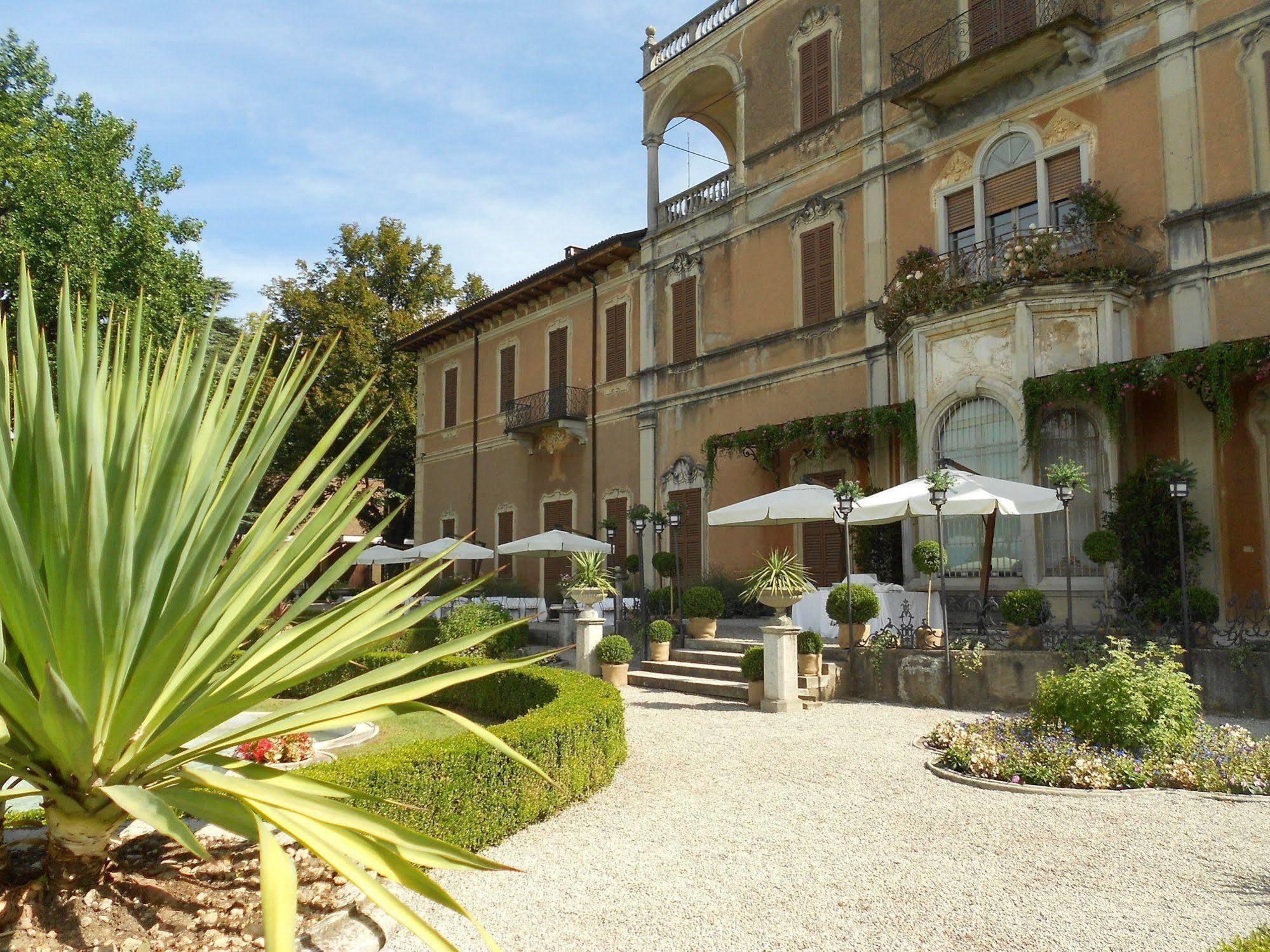 Villa Cagnola Schianno Esterno foto